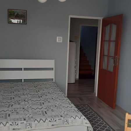 U Danusi - Pokoje Do Wynajecia Solec-Zdrój Exterior foto